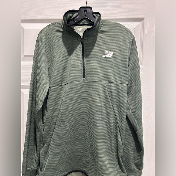 Men’s New Balance Pullover. Size Large. - Picture 1 of 4